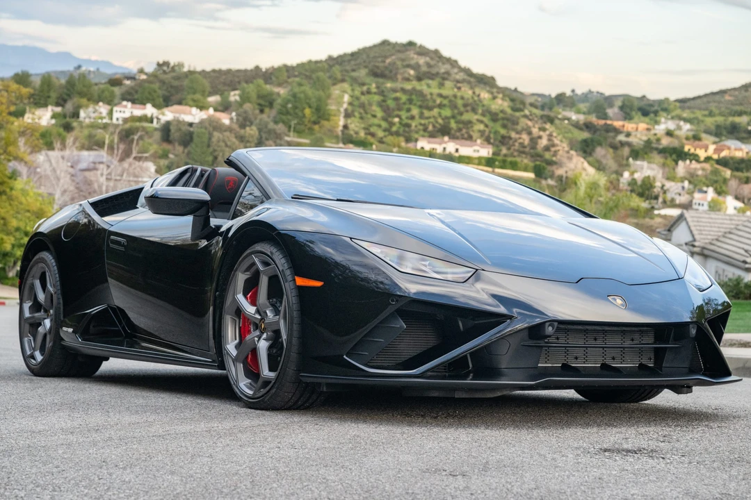 2023 Lamborghini Huracan LP610-2 EVO - Image 7 of 31