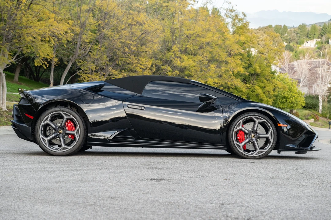 2023 Lamborghini Huracan LP610-2 EVO - Image 14 of 31