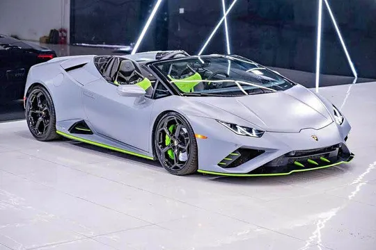 2023 Lamborghini Huracan EVO Spyder Convertible 2D
