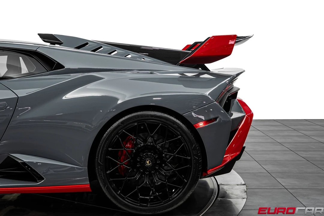2023 Lamborghini Huracan LP640-4 EVO - Image 21 of 31