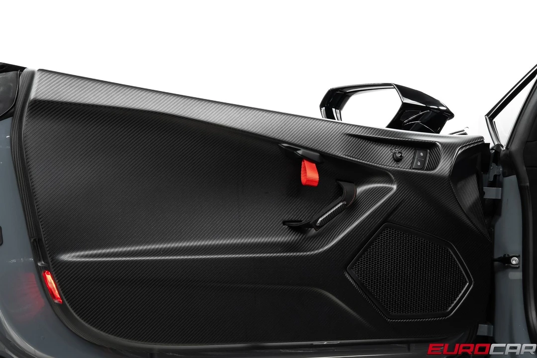 2023 Lamborghini Huracan LP640-4 EVO - Image 30 of 31