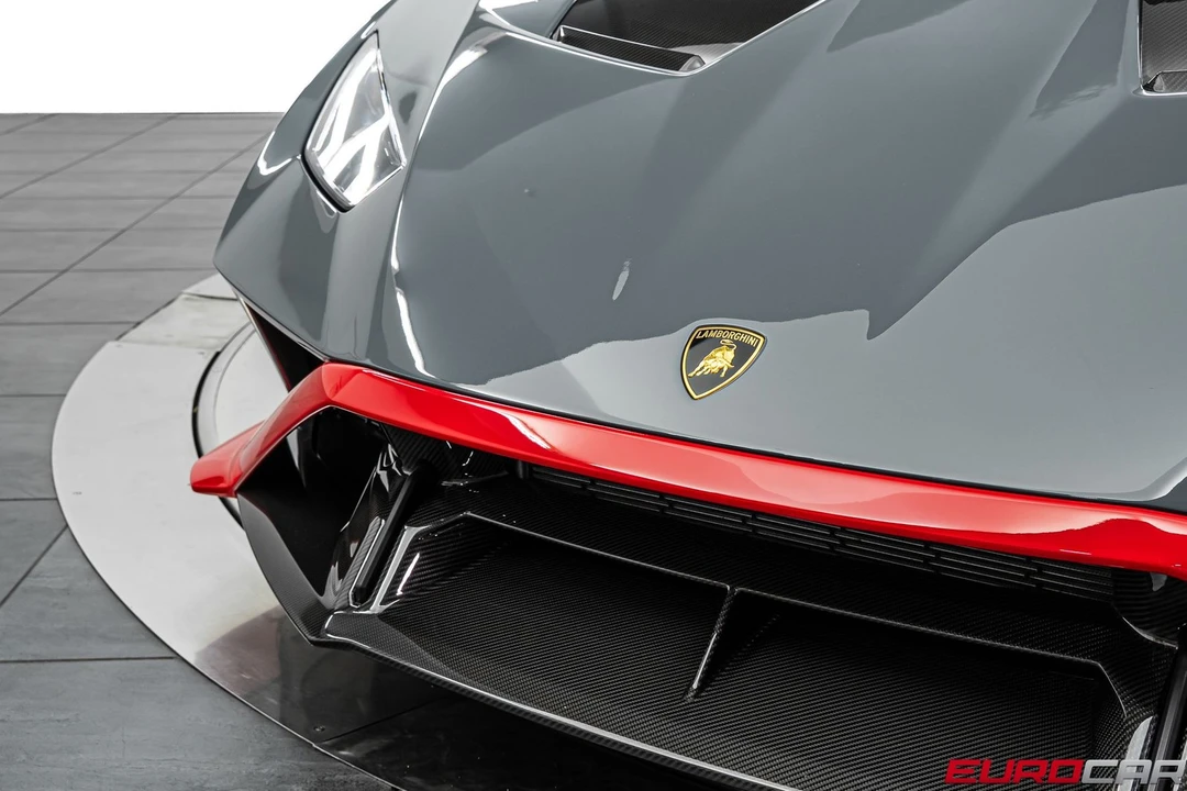 2023 Lamborghini Huracan LP640-4 EVO - Image 11 of 31