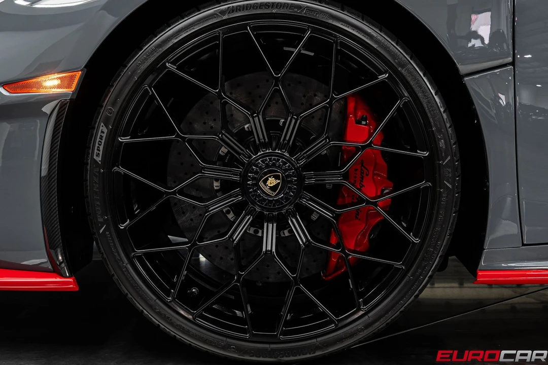 2023 Lamborghini Huracan LP640-4 EVO - Image 28 of 31