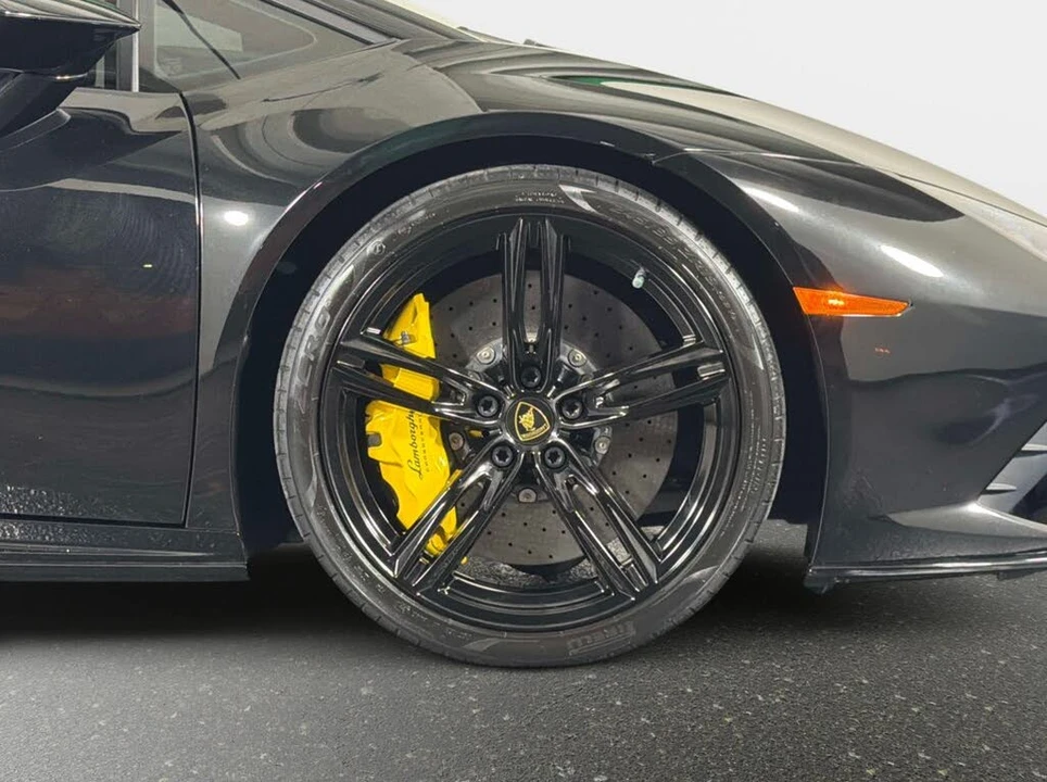 2023 Lamborghini Huracan LP610-2 EVO - Image 3 of 31