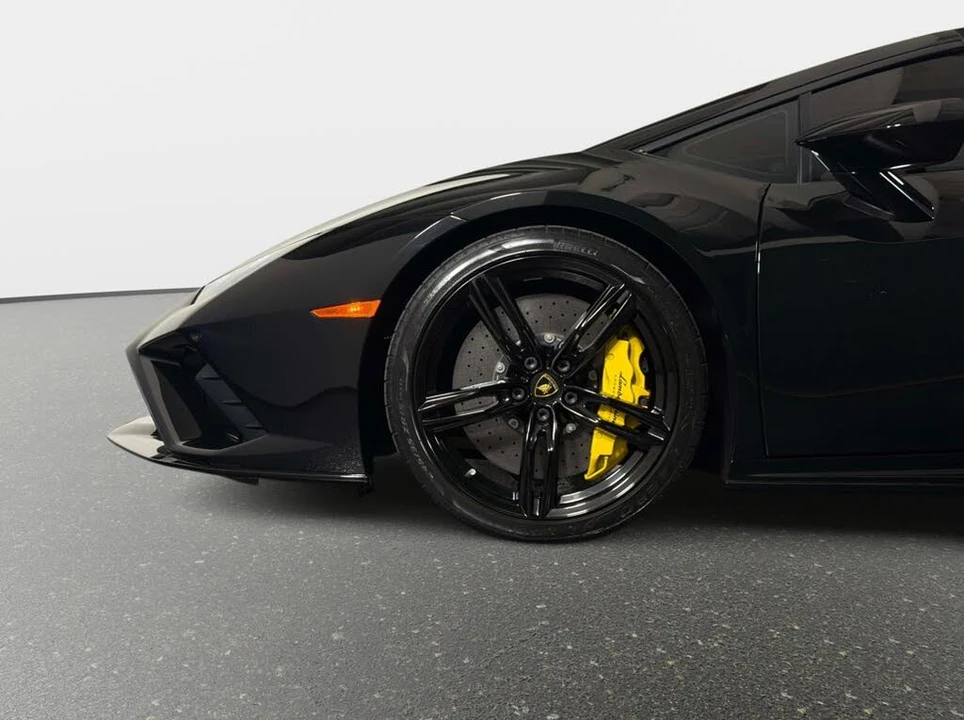 2023 Lamborghini Huracan LP610-2 EVO - Image 17 of 31