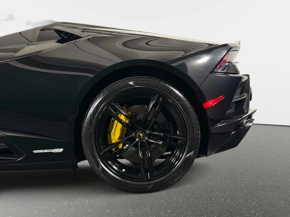 2023 Lamborghini Huracan LP610-2 EVO - Image 15 of 31