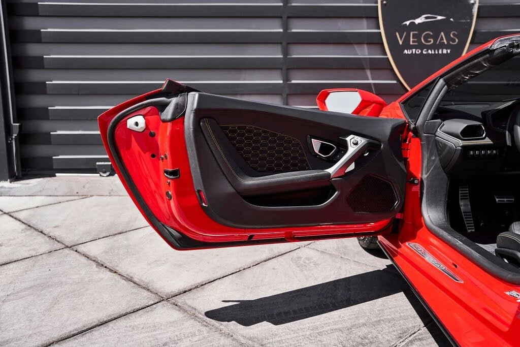 2023 Lamborghini Huracan LP610-2 EVO - Image 29 of 31