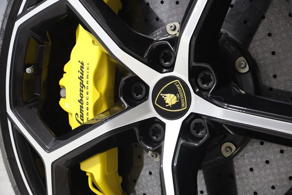 2023 Lamborghini Huracan LP610-2 EVO - Image 22 of 31