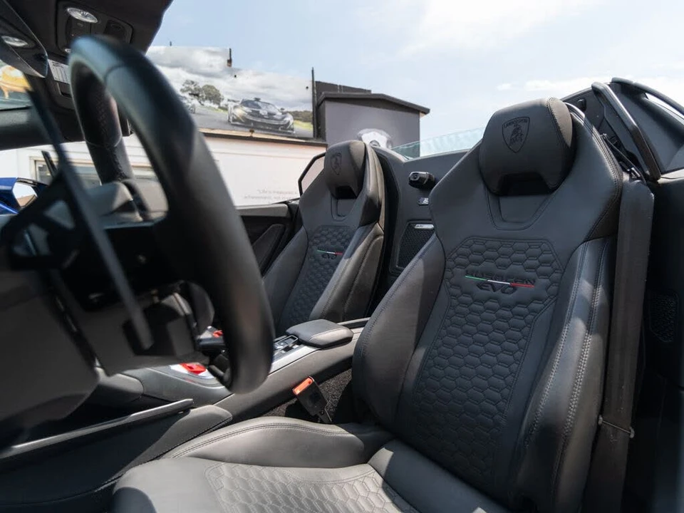 2023 Lamborghini Huracan LP610-2 EVO - Image 15 of 29