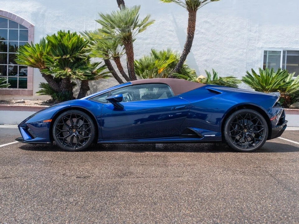 2023 Lamborghini Huracan LP610-2 EVO - Image 2 of 29