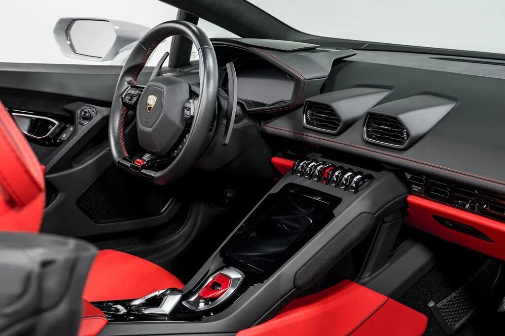 2023 Lamborghini Huracan LP610-2 EVO - Image 29 of 31