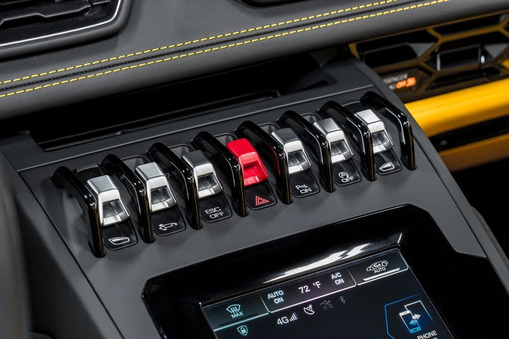 2023 Lamborghini Huracan LP640-4 EVO - Image 24 of 31