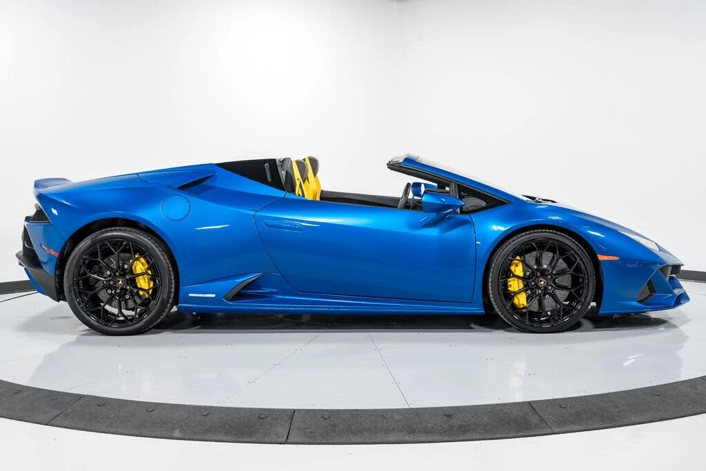2023 Lamborghini Huracan LP640-4 EVO - Image 2 of 31