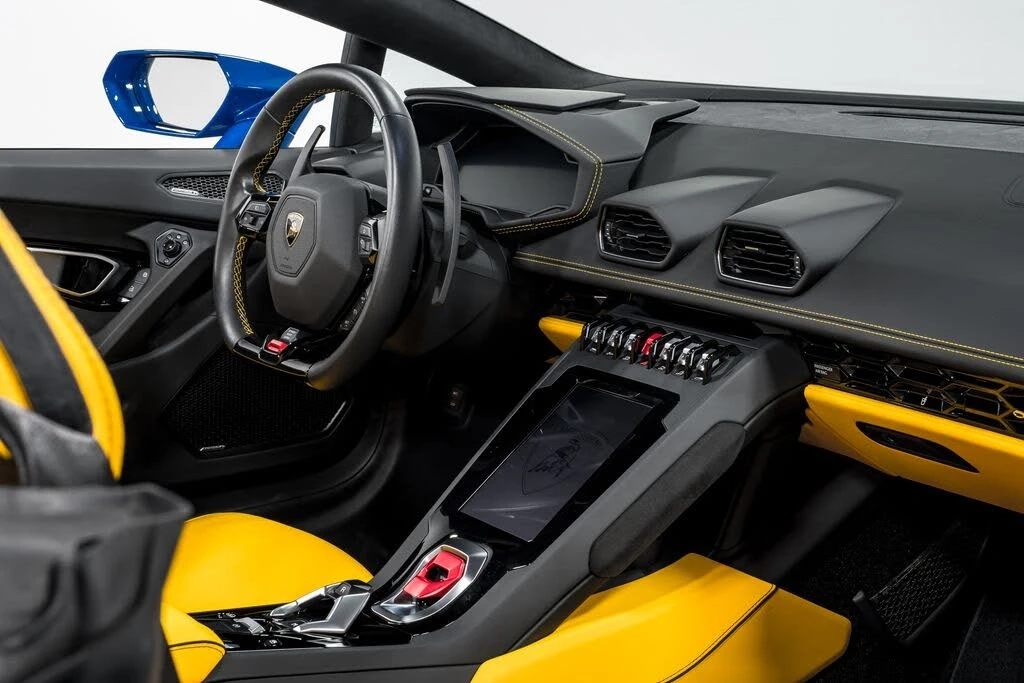 2023 Lamborghini Huracan LP640-4 EVO - Image 30 of 31