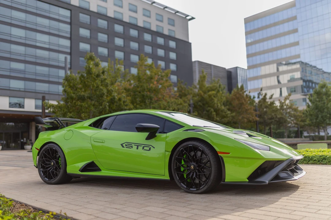 2023 Lamborghini Huracan LP640-2 STO - Image 9 of 31