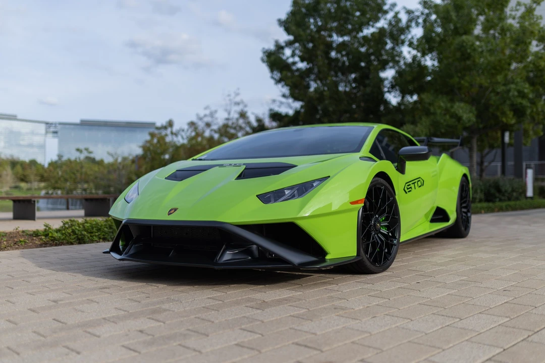 2023 Lamborghini Huracan LP640-2 STO - Image 2 of 31