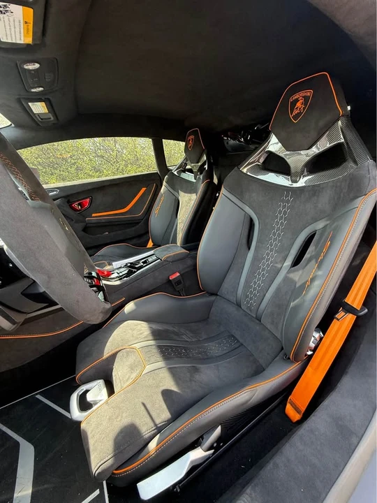 2023 Lamborghini Huracan Sterrato - Image 12 of 15