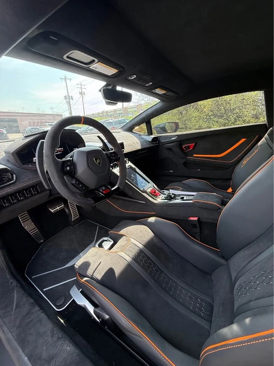 2023 Lamborghini Huracan Sterrato - Image 11 of 15