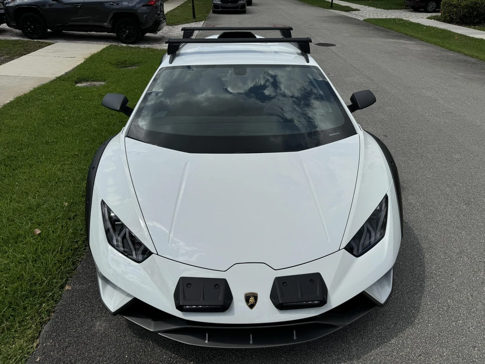 2023 Lamborghini Huracan Sterrato - Image 9 of 31