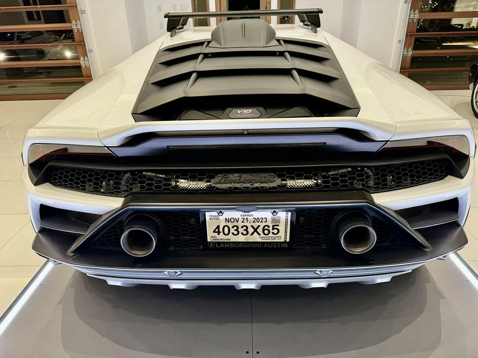 2023 Lamborghini Huracan Sterrato - Image 30 of 31