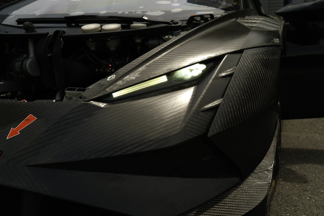2023 Lamborghini Huracan - Image 15 of 31