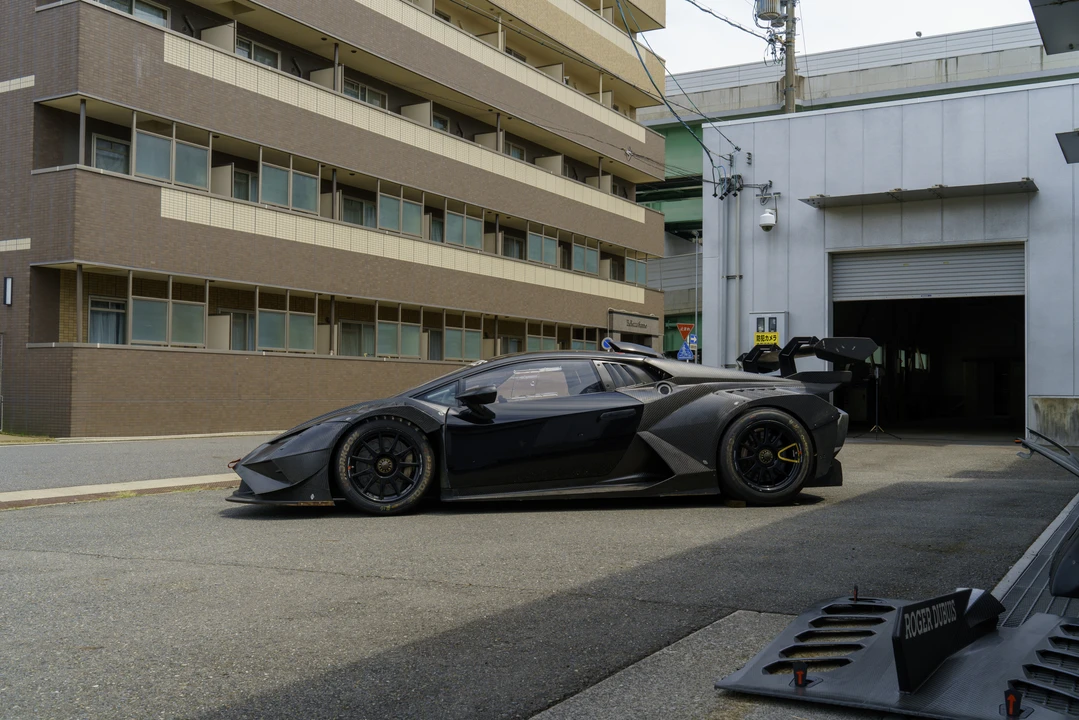 2023 Lamborghini Huracan - Image 4 of 31