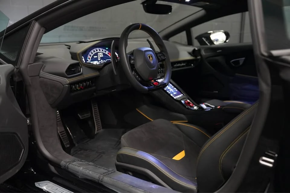 2023 Lamborghini Huracan LP640-2 Tecnica - Image 7 of 8