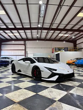 2023 Lamborghini Huracan Tecnica
