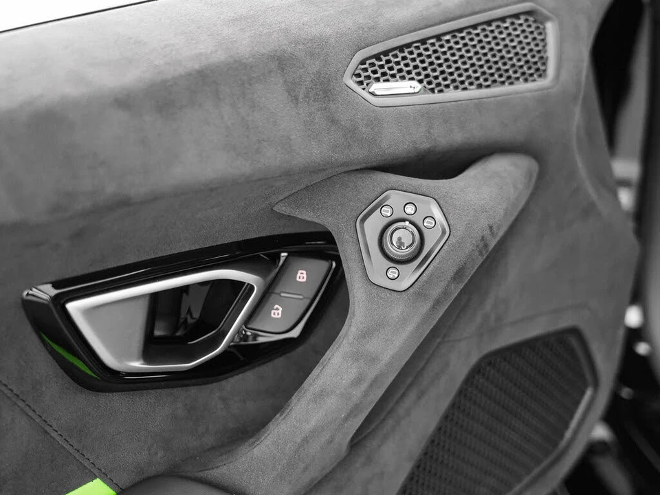 2023 Lamborghini Huracan LP640-2 Tecnica - Image 14 of 31