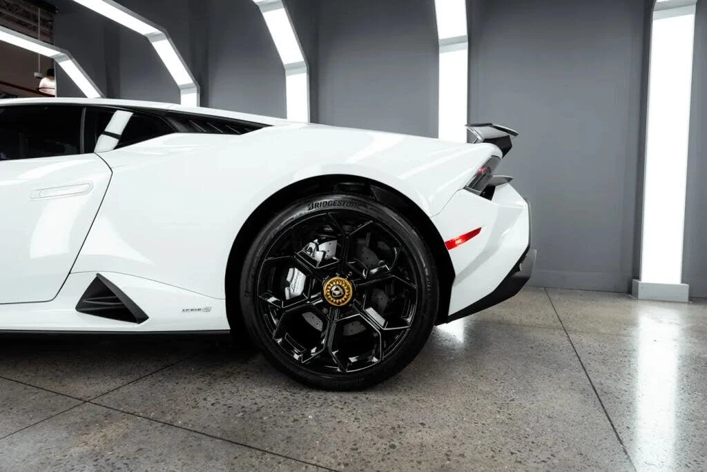 2023 Lamborghini Huracan LP640-2 Tecnica - Image 8 of 31