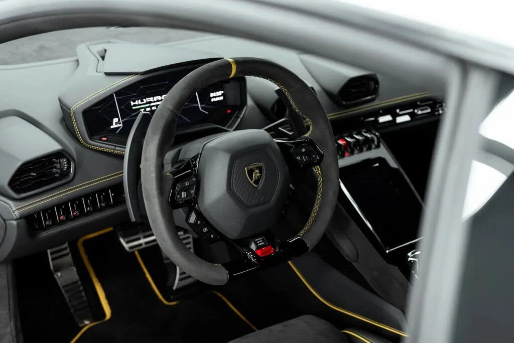 2023 Lamborghini Huracan LP640-2 Tecnica - Image 12 of 31