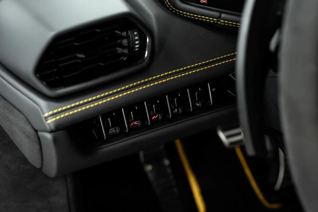 2023 Lamborghini Huracan LP640-2 Tecnica - Image 26 of 31