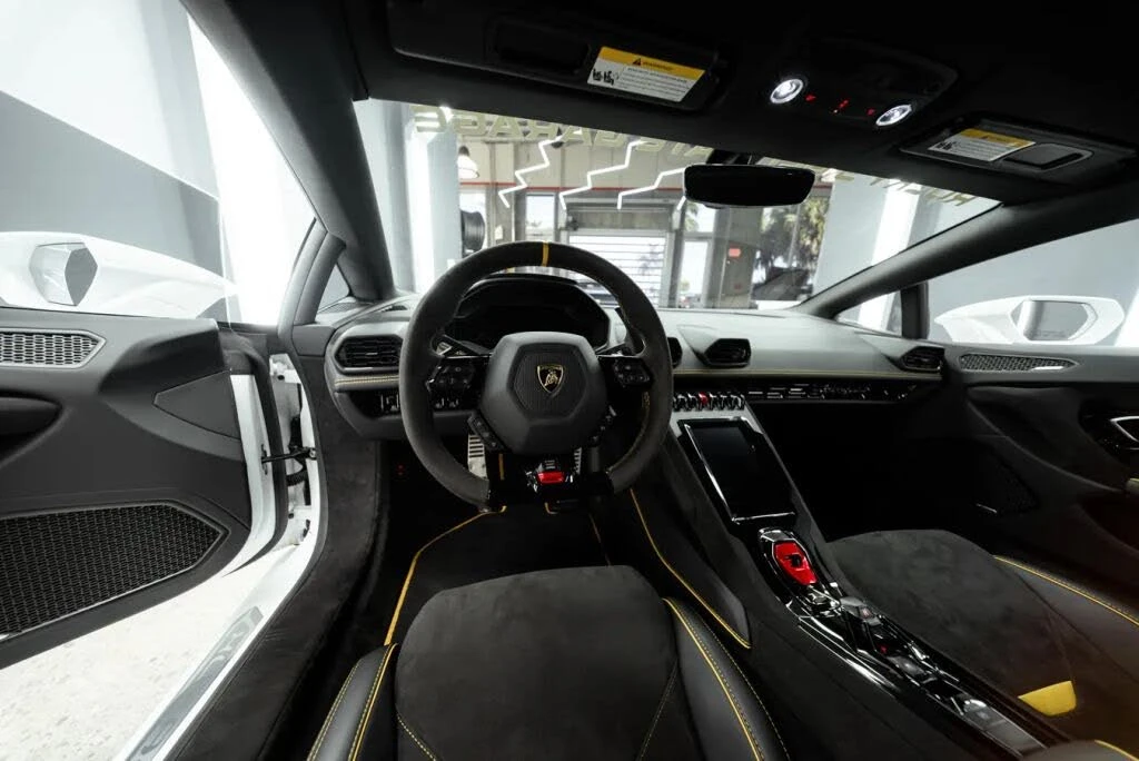 2023 Lamborghini Huracan LP640-2 Tecnica - Image 29 of 31