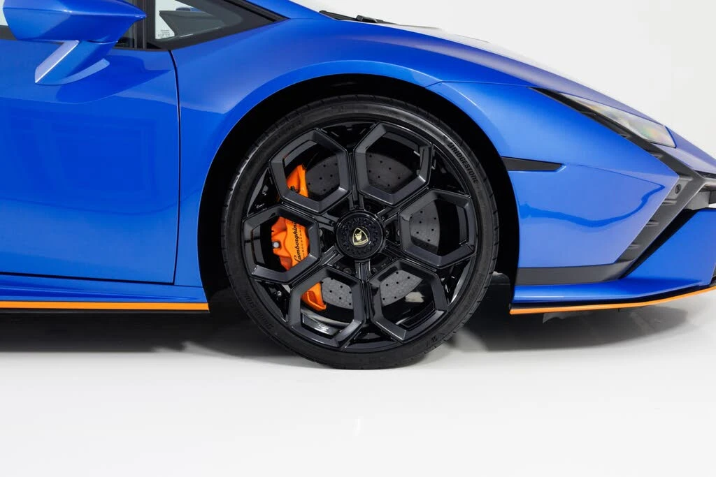 2023 Lamborghini Huracan LP640-2 Tecnica - Image 13 of 31