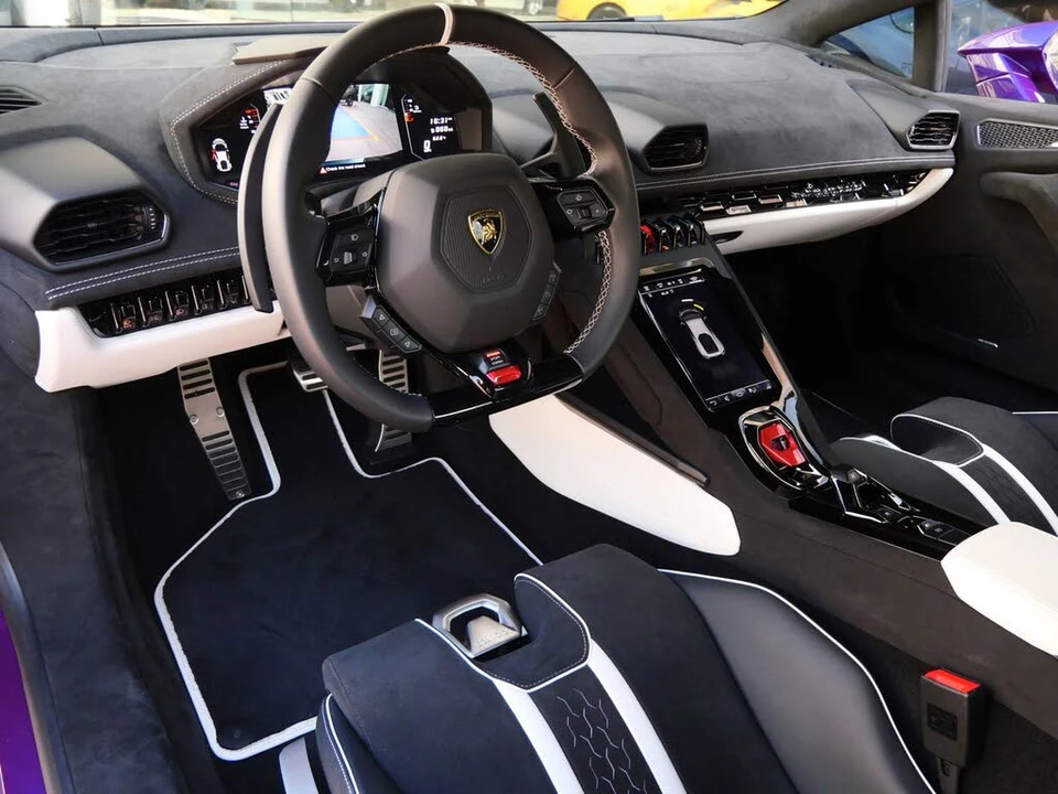 2023 Lamborghini Huracan LP640-2 Tecnica - Image 11 of 31