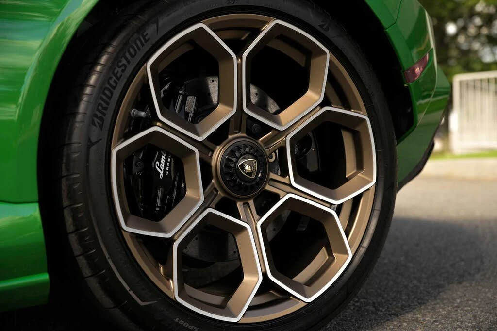 2023 Lamborghini Huracan LP640-2 Tecnica - Image 25 of 31