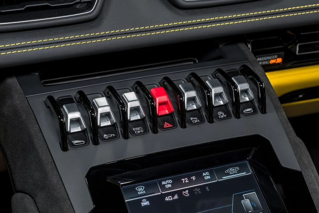 2023 Lamborghini Huracan LP640-2 Tecnica - Image 24 of 31