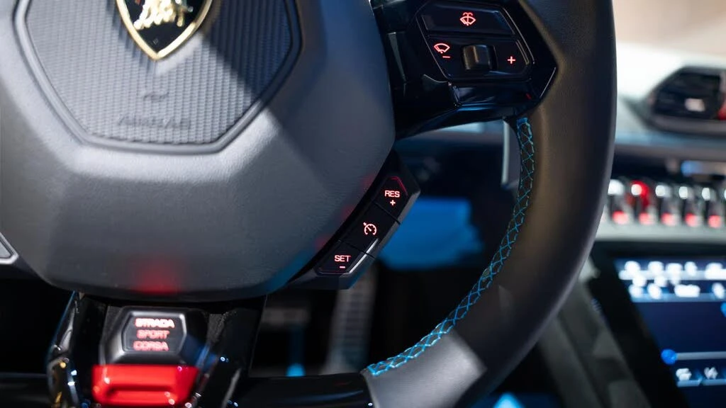 2023 Lamborghini Huracan LP640-2 Tecnica - Image 17 of 31