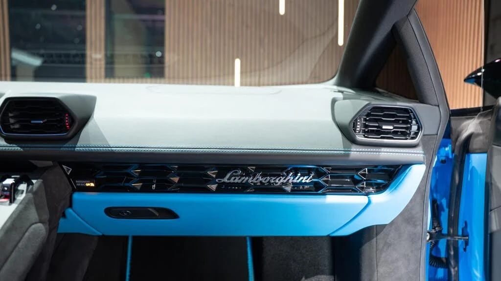 2023 Lamborghini Huracan LP640-2 Tecnica - Image 27 of 31