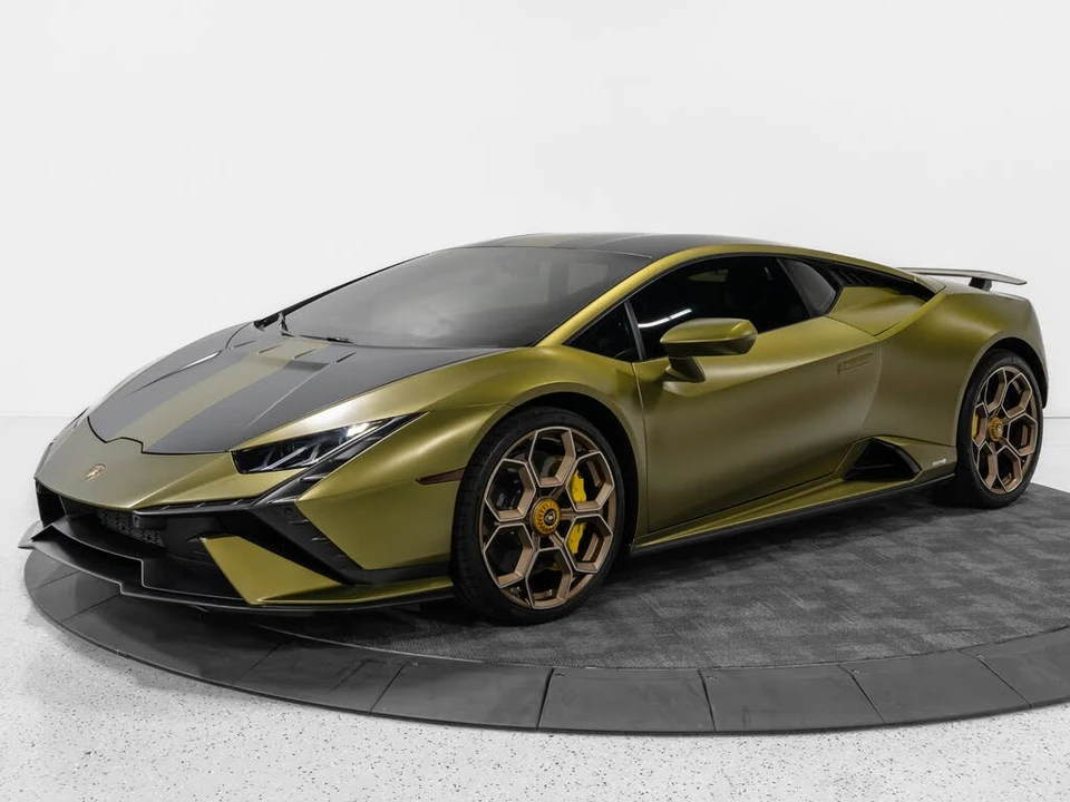 2023 Lamborghini Huracan LP640-2 Tecnica - Image 2 of 31