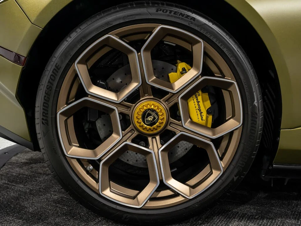2023 Lamborghini Huracan LP640-2 Tecnica - Image 31 of 31