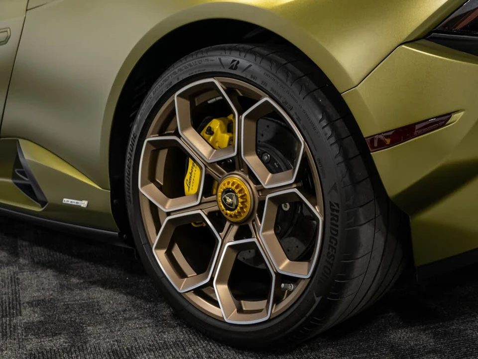 2023 Lamborghini Huracan LP640-2 Tecnica - Image 26 of 31