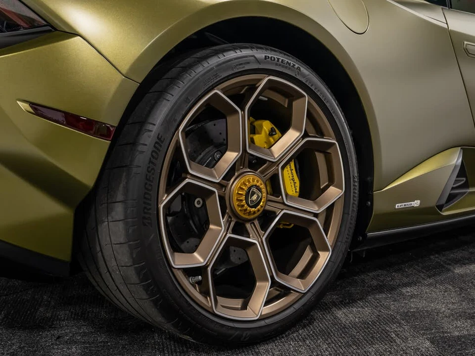 2023 Lamborghini Huracan LP640-2 Tecnica - Image 27 of 31