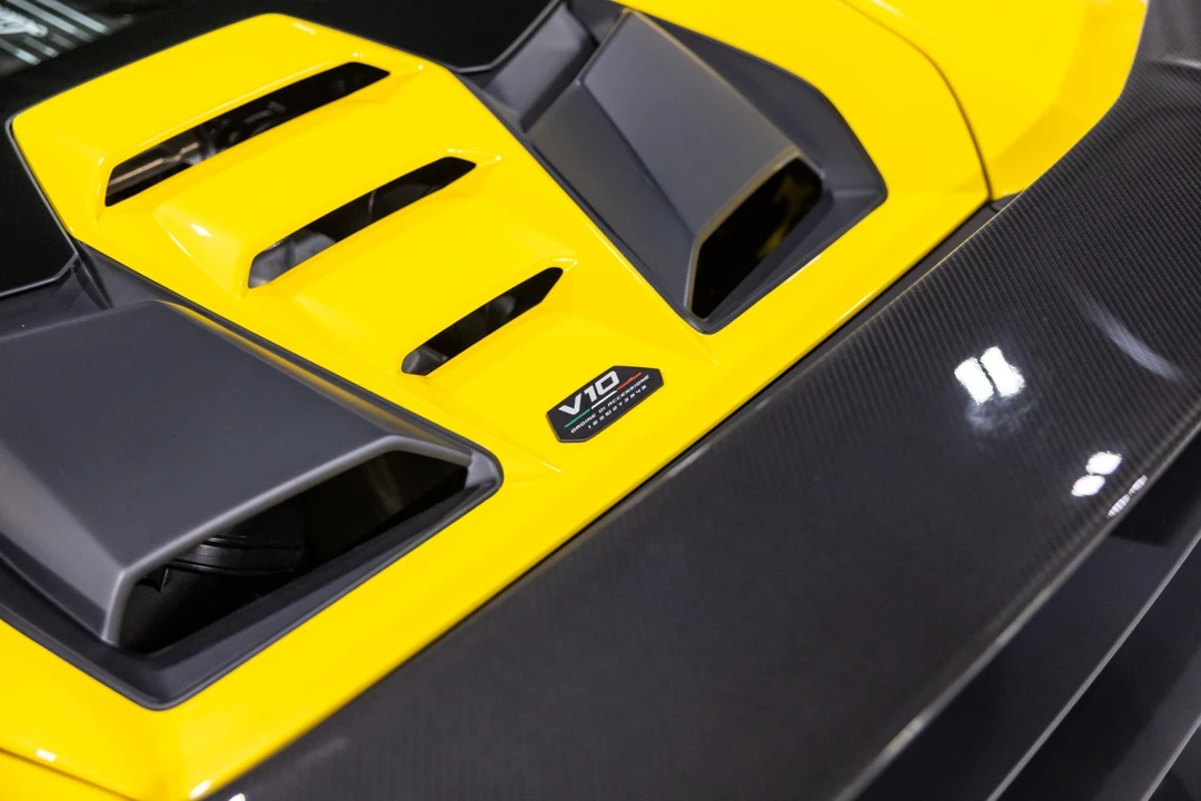2023 Lamborghini Huracan LP640-2 Tecnica - Image 17 of 31