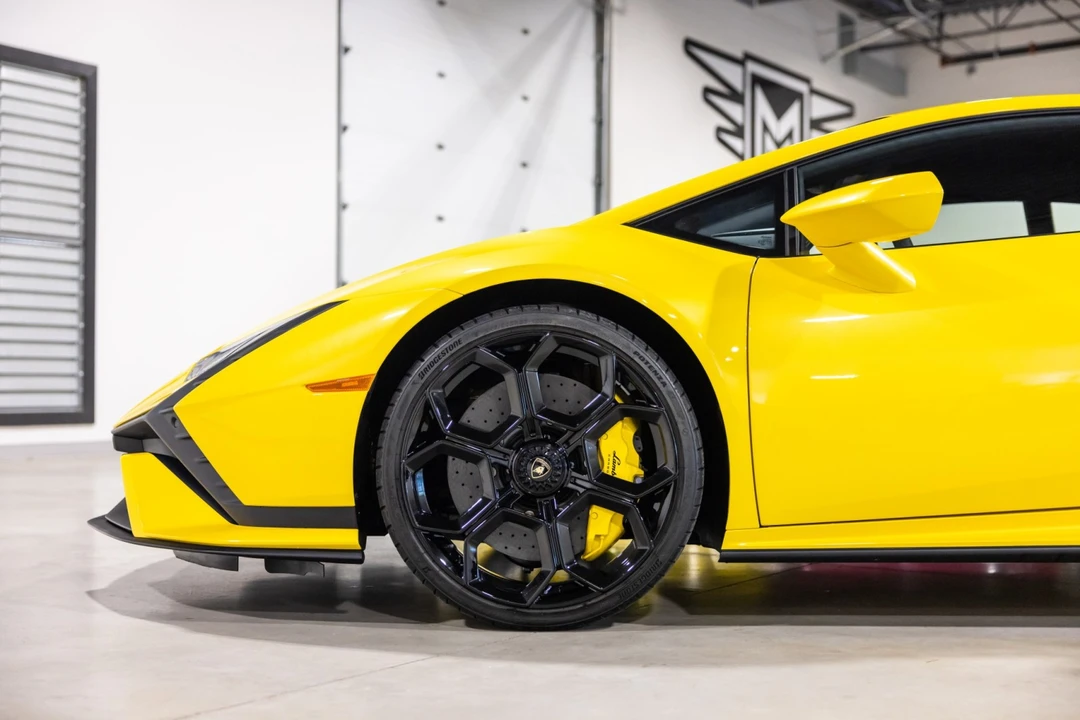 2023 Lamborghini Huracan LP640-2 Tecnica - Image 22 of 31