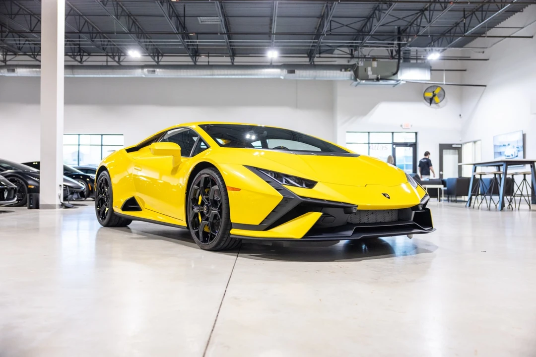 2023 Lamborghini Huracan LP640-2 Tecnica - Image 3 of 31