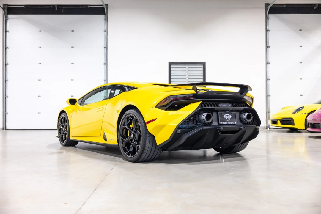 2023 Lamborghini Huracan LP640-2 Tecnica - Image 6 of 31