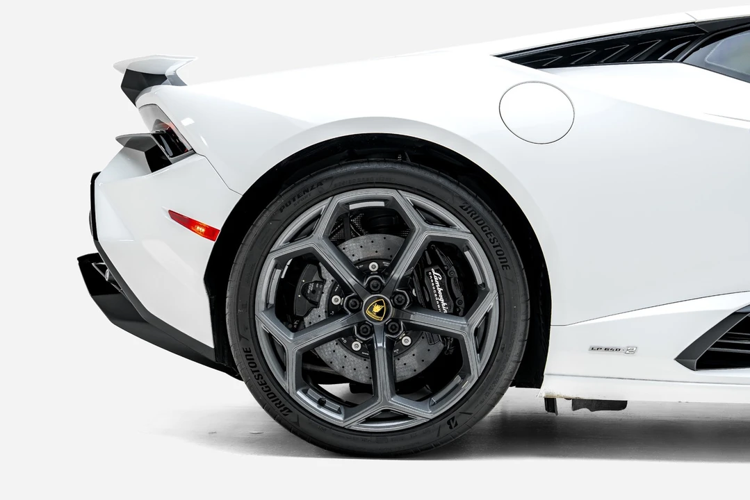 2023 Lamborghini Huracan LP640-2 Tecnica - Image 17 of 31