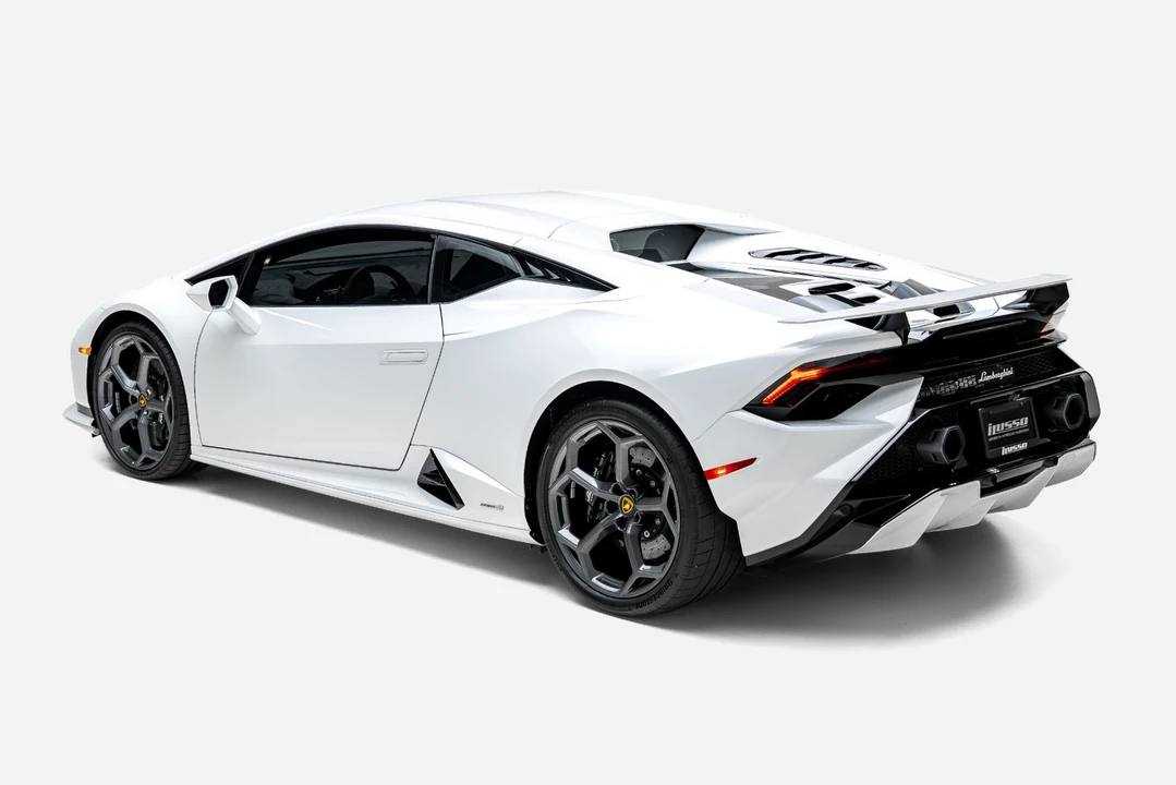 2023 Lamborghini Huracan LP640-2 Tecnica - Image 13 of 31