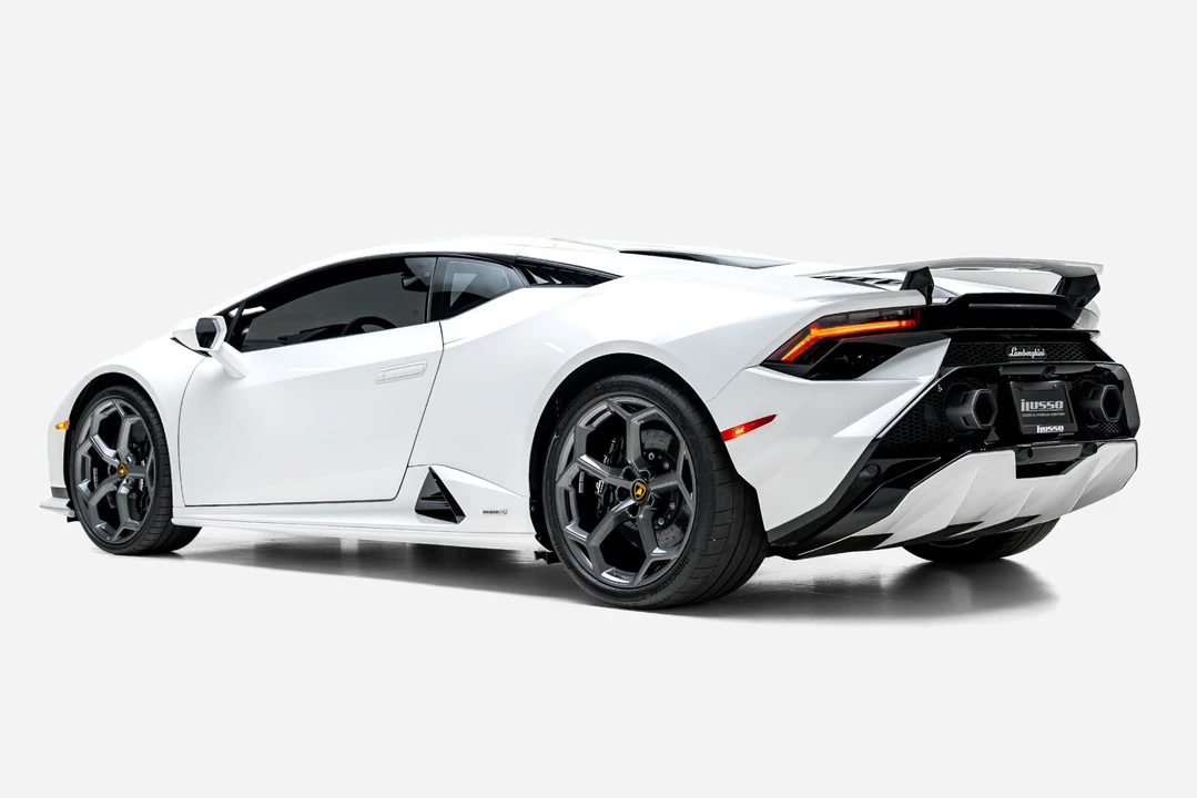 2023 Lamborghini Huracan LP640-2 Tecnica - Image 7 of 31